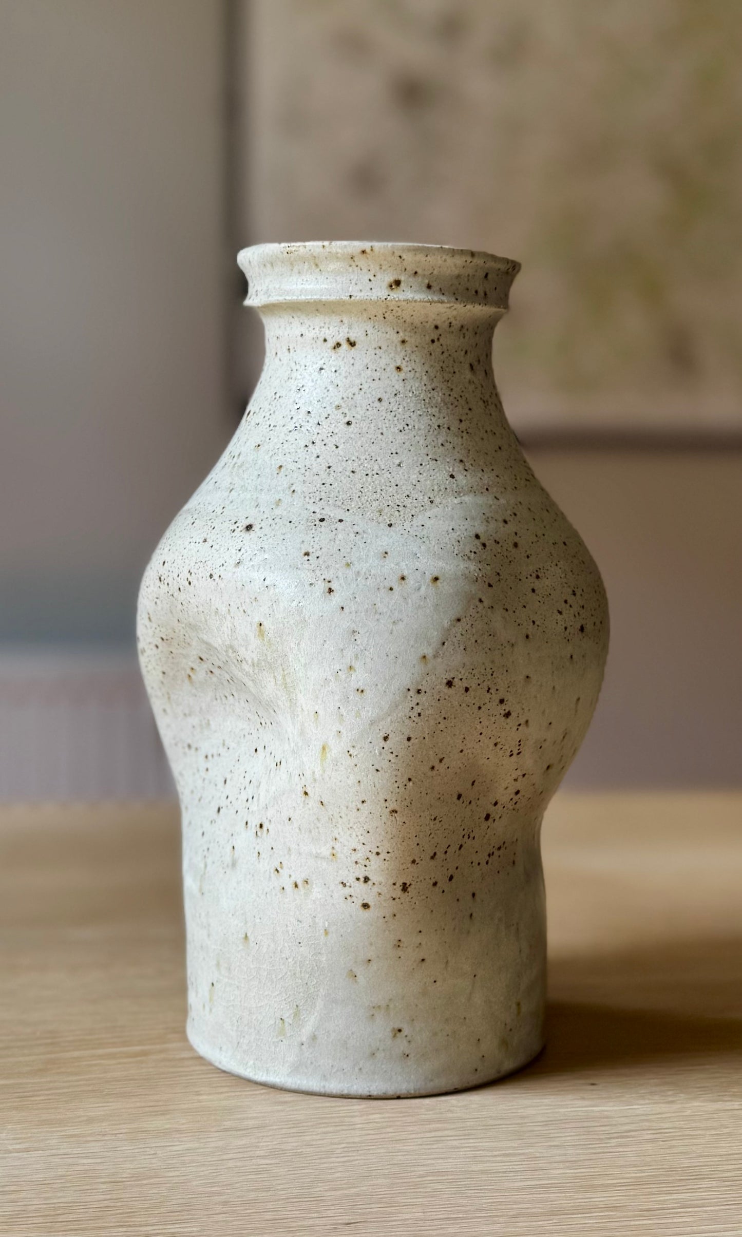 Hug Vase Josie