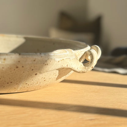 XL Spiral Handle Feasting Bowl Oatmeal on Speckle Clay