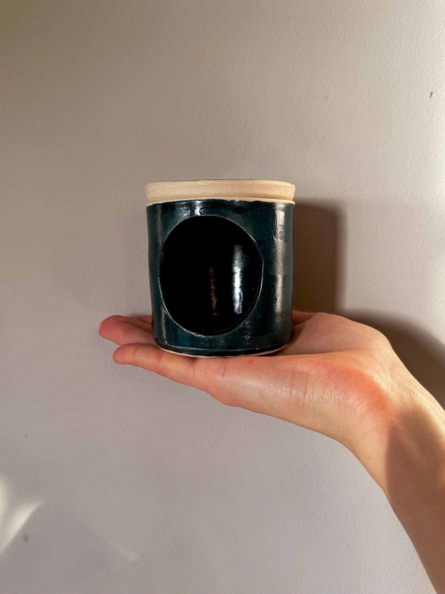 Handmade ceramic oil diffuser by Herridge Pottery. 