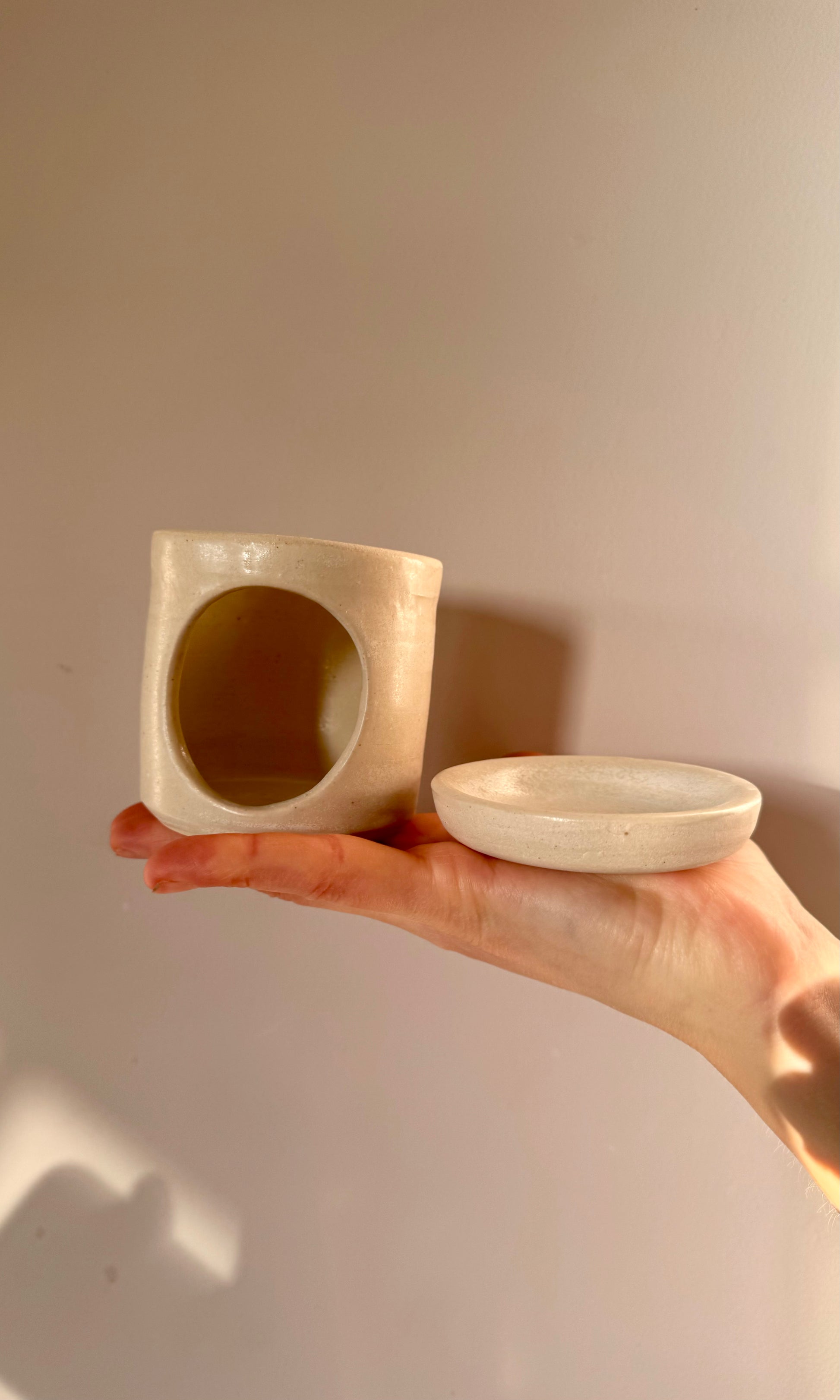 Handmade ceramic oil diffuser by Herridge Pottery. 
