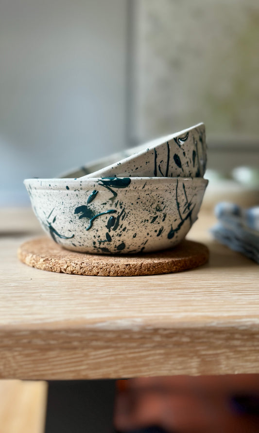 Sara's Porridge Bowl Green Splatter
